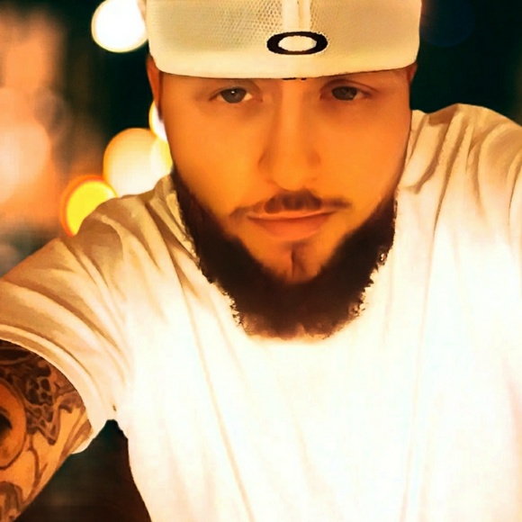 mikejones870